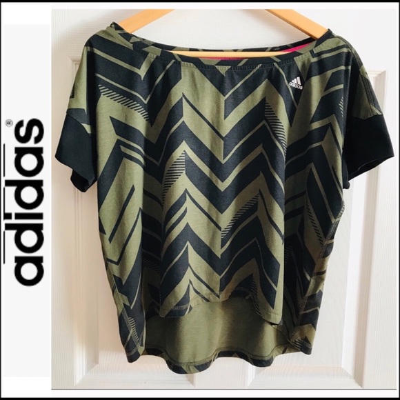 Adidas T-shirt - Picture 1 of 3